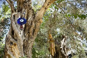 Pharos Boutique Hotel