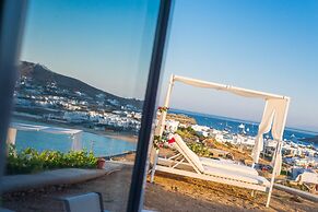 The Corfos Hills House