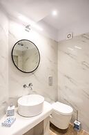 The Corfos Hills House