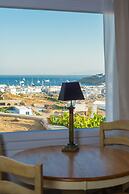 The Corfos Hills House