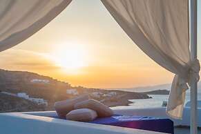 The Corfos Hills House