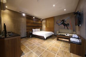 Cheonan K Hotel