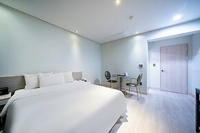 Cheonan K Hotel
