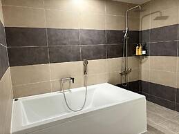 Cheonan K Hotel