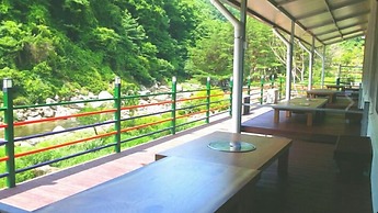 Jirisan Valley Pension