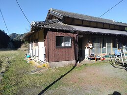 Satoyama Guest house COUTURE - Hostel