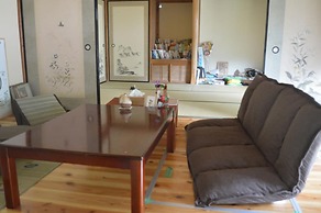 Satoyama Guest house COUTURE - Hostel