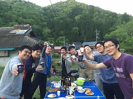 Satoyama Guest house COUTURE - Hostel