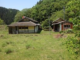 Satoyama Guest house COUTURE - Hostel