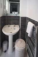 KVM - Sugar Way House