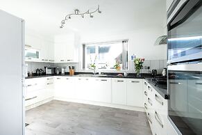 KVM - Sugar Way House