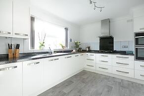 KVM - Sugar Way House