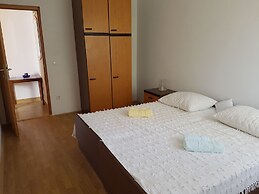 Apartment Lavcevic
