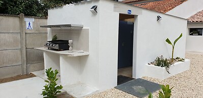 Les Pommes de Pin