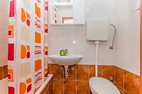 Apartment and Rooms Ivan