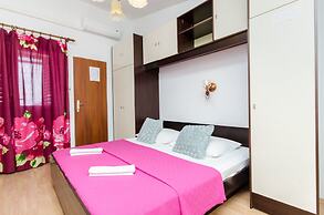 Apartment and Rooms Ivan