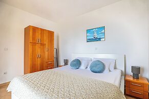 Apartments Seaview