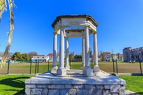 Apartments and Rooms Iva