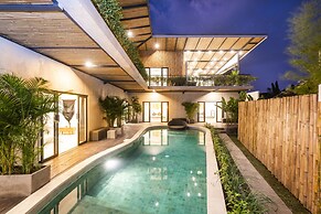 Canggu Dream Studios & Villas