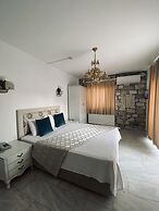 Alacati Sardunya Hotel