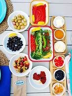 Alacati Sardunya Hotel