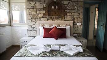 Alacati Sardunya Hotel