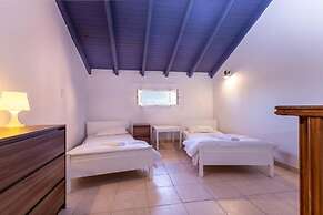 Frida Apartments by Checkin