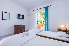 Frida Apartments by Checkin