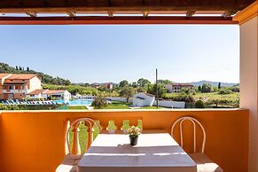 Frida Apartments by Checkin