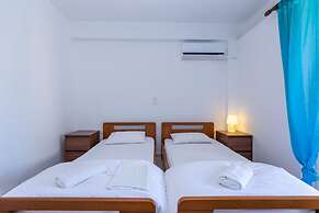 Frida Apartments by Checkin