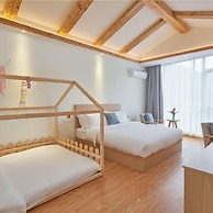 Floral Hotel Xiangfengling Hostel