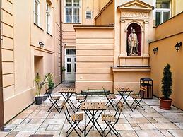 Quentin Prague Hotel