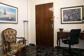 Best House Larisis Metro Athens