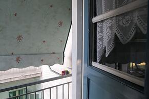 Best House Larisis Metro Athens