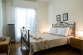 Best House Larisis Metro Athens