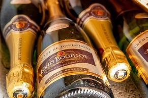 L'Orée du Bois Bourgogne - Adults Only