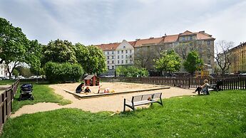 Flying Bed Apartment close to Castle