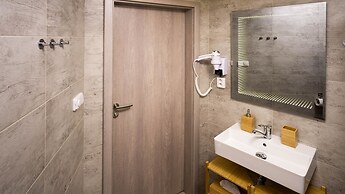 Flying Bed Apartment close to Castle