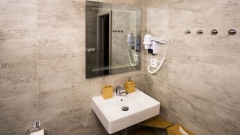 Flying Bed Apartment close to Castle