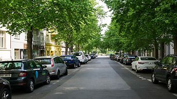 Flying Bed Apartment close to Castle