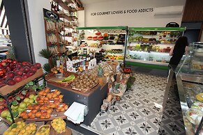 Your address in Koukaki