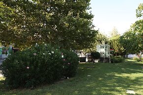 Your address in Koukaki