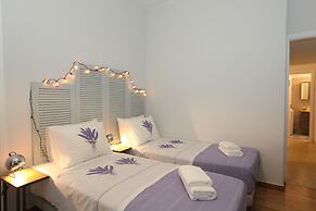 Your address in Koukaki