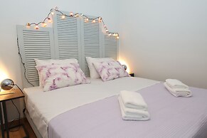 Your address in Koukaki