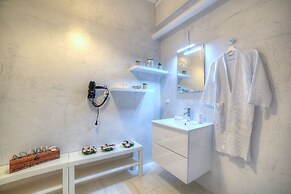 L' apartment blanc dans le centre de Glyfada