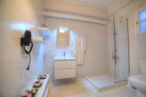 L' apartment blanc dans le centre de Glyfada