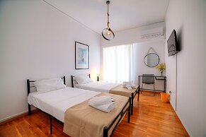 L' apartment blanc dans le centre de Glyfada