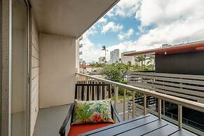 Lewers Street - Suite 401