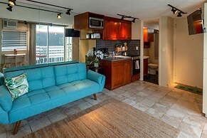 Lewers Street - Suite 401