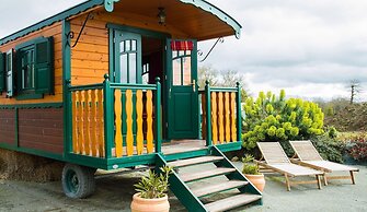 Hébergements Insolites Domaine Arvor SPA